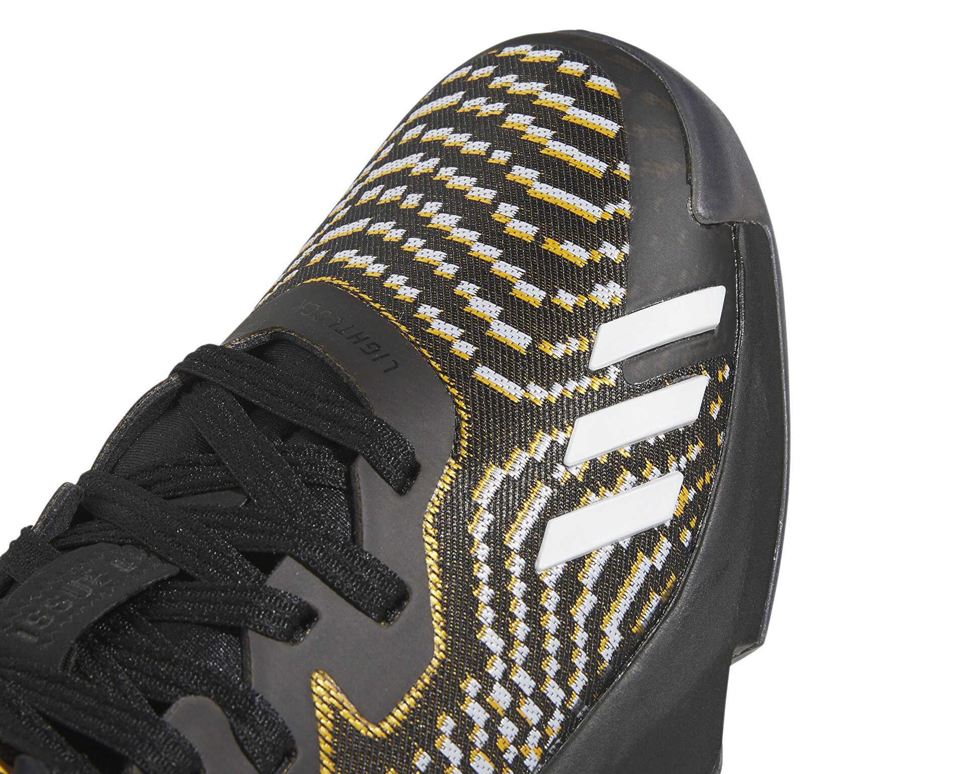 کفش های بسکتبال D.O.N. Issue 4