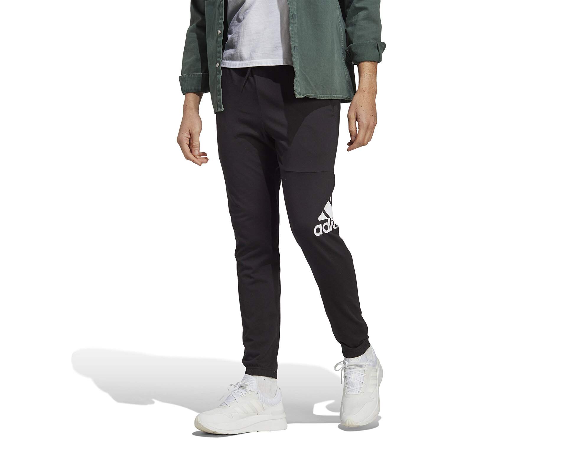 casual-sweatpants-ess-lgo-t-p-sj