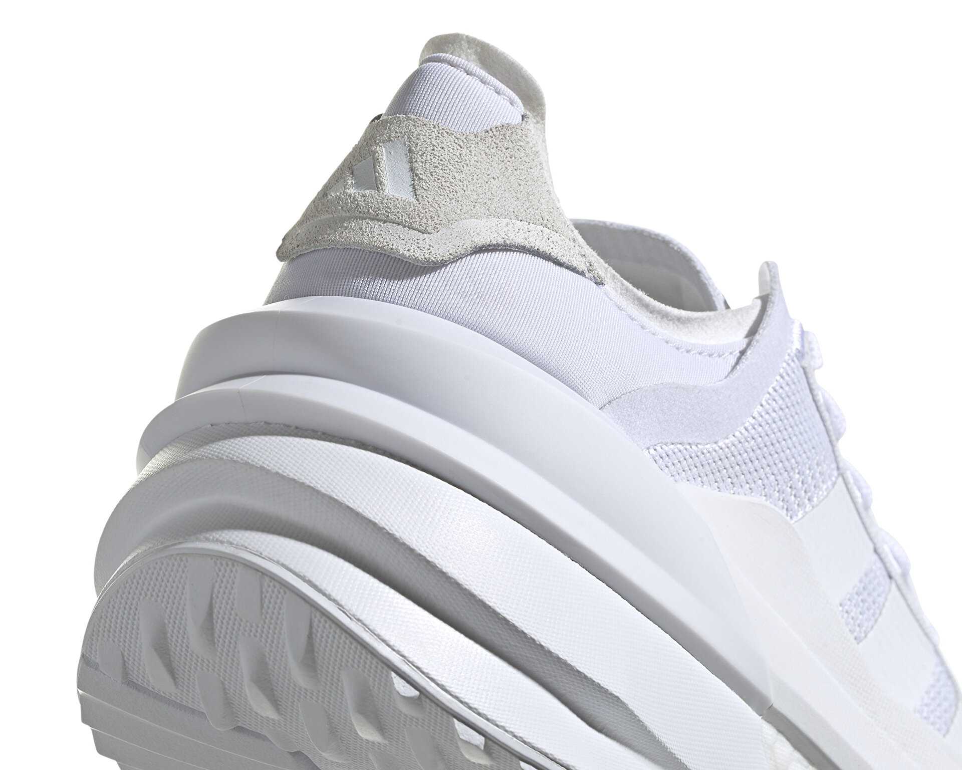 کفش های روزانه Avryn_X