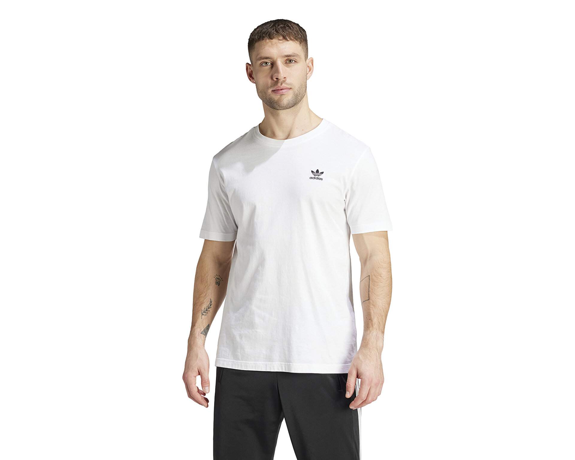 casual-t-shirt-essential-tee